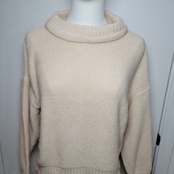 Love Olive Co Cream Cable Knit Cowl Neck Sweater Cotton Blend Size Small - Picture 3 of 12